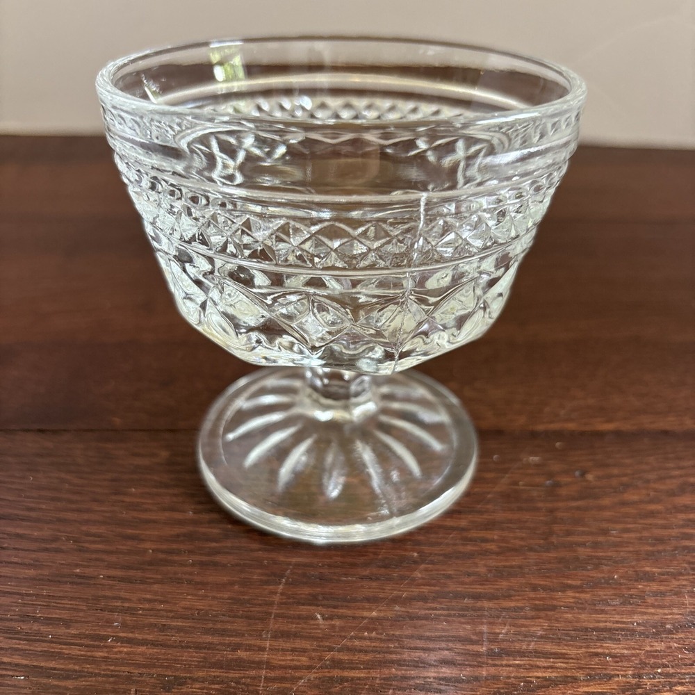 3.5"‎ Vintage ANCHOR HOCKING Wexford Champagne Sherbet